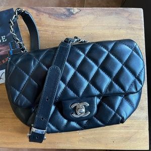 CHANEL, Bags, Chanel Calfskin Quilted Cc Uniform Flap Belt Bag Black